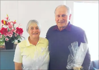  ??  ?? Waihi Golf Club veterans tournament winners Rae Wright and John Drent.