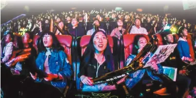  ??  ?? 中國娛樂行業有龐大市­場，但激烈的競爭讓該行業­面臨著快速的「新陳代謝」。(Ｇetty Images)