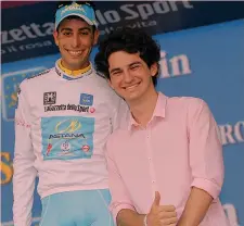  ?? BETTINI ?? Marco Casartelli all’ultimo Giro d’Italia con Fabio Aru