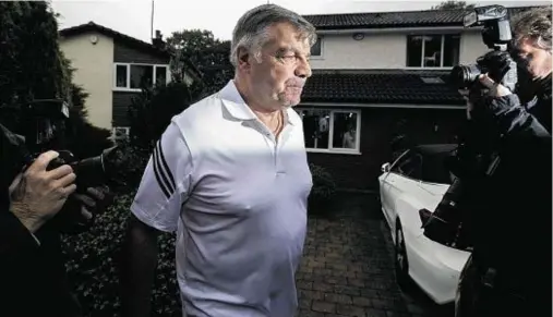  ??  ?? MEET THE PRESS: Former England manager Sam Allardyce leaves his family home yesterday