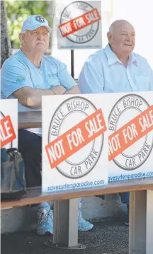  ?? Picture: GLENN HAMPSON ?? Save Surfers Paradise members protest against the sale of Bruce Bishop car park this year.