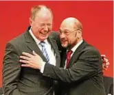  ?? Foto: imago stock ?? Vor vier Jahren verstanden sich Peer Steinbrück (l.) und Martin Schulz noch gut.