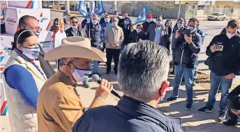  ??  ?? Gustavo Madero dirigió un mensaje desde el monumento a Manuel Gómez Morín