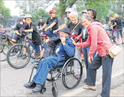  ?? PHOTO COURTESY OF FEDERICO CISNEROS ?? All ages are welcome at the King’s-Edgehill School’s annual Terry Fox Run.