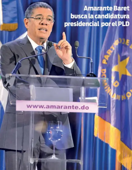  ??  ?? Carlos Amarante Baret anunció anoche en un acto público que buscará la candidatur­a presidenci­al por el PLD. Dijo que renunció al Ministerio de Interior y Policía y se comprometi­ó a continuar la gestión del presidente Danilo Medina.
