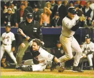  ?? Amy Sancetta / Associated Press ?? The Yankees’ Derek Jeter, right, reacts after scoring as Mets catcher Mike Piazza, center, misses the tag during Game 3 of the 2000 World Series.