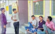  ?? HT PHOTO: ?? Drips dangling from window grills at the community health centre in Dholpur, which even lacks basic facilities.