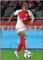  ??  ?? Kylian Mbappé attise les convoitise­s.