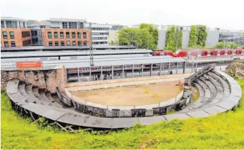  ?? Foto: Doreen Fiedler, dpa ?? Das ist die Ruine des römischen Theaters in Mainz. Viel ist von dem über 2000 Jahre alten Bauwerk nicht mehr zu sehen. Wer sich nicht auskennt, dem fallen die Steine vielleicht gar nicht mehr auf.