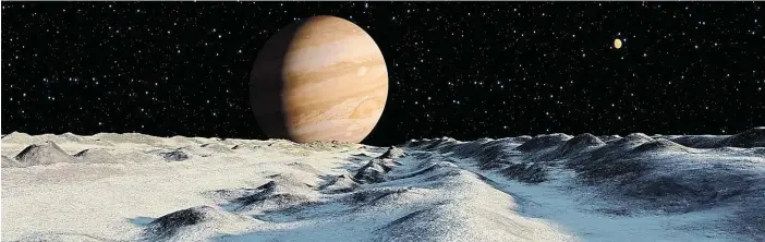  ?? Foto: Getty Images/Science Photo Library ?? Měl Arthur C. Clarke pravdu? Vědci soudí, že Jupiterův měsíc Europa má příhodné podmínky pro existenci mikroorgan­ického života.