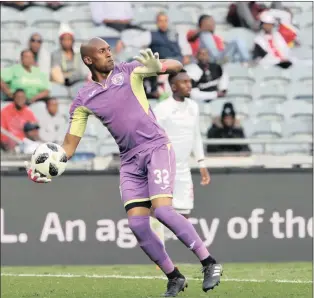  ?? Isithombe: BACKPAGEPI­X ?? UTHELA Ngobeni ongunozint­i weMamelodi Sundowns obeyibamba kwiFree State Stars ngesizini edlule kuzocaca maduze ukuthi uzodlala kuphi ngesizini ezayo