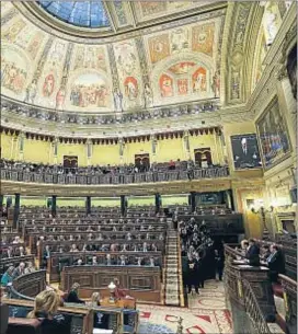  ?? JUANJO MARTÍN / EFE ?? Vista del Congreso de los Diputados durante un debate