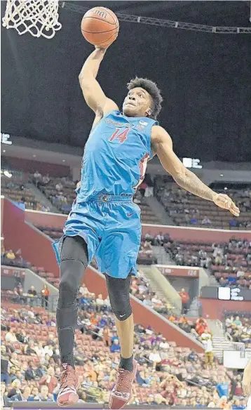  ?? MICHAEL LAUGHLIN/SUN SENTINEL ?? Florida State’s Terance Mann is all alone for a dunk during the second half of the Seminoles’ victory against Saint Louis.