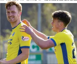  ?? ?? SMILING SAINT: Liam Craig is delighted after scoring his side’s second goal