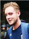  ??  ?? Hundred up: Stuart Broad