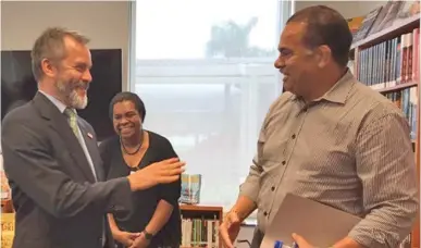  ?? Photo: Frederica Elbourne ?? Left: United States of America’s ambassador to Fiji Joseph Cella and Kava Korp owner and chief executive officer John Sanday during the Fiji Forward Kava workshop in Suva on September 29, 2020.