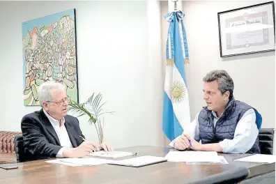  ?? Archivo ?? Rubinstein y el ministro Sergio Massa, en un encuentro previo a su asunción