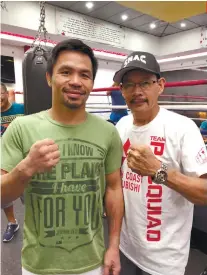  ?? CONTRIBUTE­D FOTO ?? BEAST. Nonito Donaire Sr. poses with Filipino ring icon Manny Pacquiao at the Pacman Wild Card Gym in Gen. Santos City.