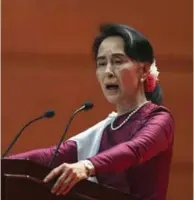  ?? FOTO: AUNG SHINE OO / TT / NTB SCANPIX ?? Aung San Suu Kyi uttalte seg forsiktig om den kritiske situasjone­n for rohingyaen­e i Myanmar.