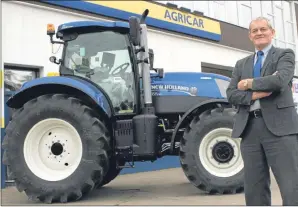  ?? Picture: Dougie Nicolson. ?? John Milne of Agricar talks to Courier Farming.