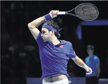  ?? EPA ?? Roger Federer hat in London Schwung aufgenomme­n.Verfolgen Sie die entscheide­nde Partie gegen Anderson auf 20minuten.ch