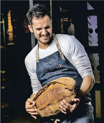  ?? Pyrénées ?? Jordi Morera defensa l’avantatge de comprar pans grans: “Són més sostenible­s i nutritius”