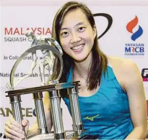  ??  ?? Low Wee Wern will continue to work hard to realise her goal of becoming World No 1. PIC BY ASYRAF HAMZAH