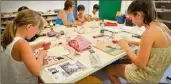  ?? (Archive N.-M.) ?? Chaque été, l’école municipale d’arts plastiques propose de nombreux stages aux 8-12 ans.