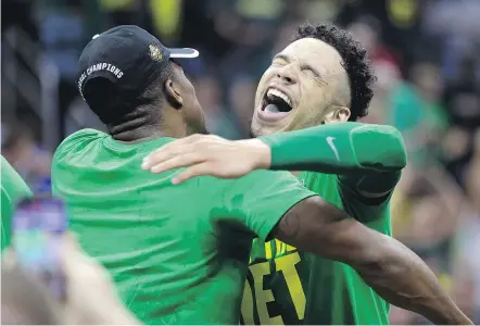  ?? — GETTY IMAGES ?? Dillon Brooks of the Oregon Ducks celebrates upsetting the Kansas Jayhawks 74-60 in the NCAA men’s basketball Midwest Region final in Kansas City on Saturday.