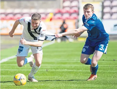  ??  ?? DRAG BACK: Dom Thomas gave James Maxwell a torrid time on Saturday with the visiting defender having to resort to desperate measures to try to stop him on this occasion.