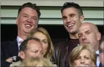  ??  ?? CLOSE FRIENDS: Louis van Gaal and his Holland captain, Robin van Persie