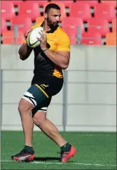  ??  ?? BACK-UP BOK: Uzair Cassiem replaces the injured Warren Whiteley against the Argentines.