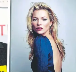  ??  ?? Kate Moss. Fue descubiert­a en 1988 por Sarah Daukas, fundadora de la agencia de modelos Strom; estaba en el aeropuerto y tenía 14 años, andaba de viaje con sus padres.