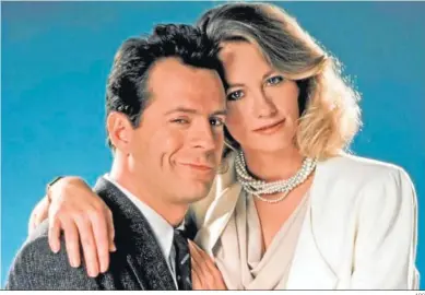  ?? ABC ?? Bruce Willis y Cybill Sheperd, David y Maddie, la pareja de detectives de ‘Luz de luna’, en 1985.
