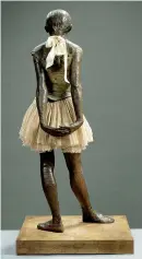  ??  ?? Edgar Degas. « La Petite Danseuse de quatorze ans ».
1875-80.