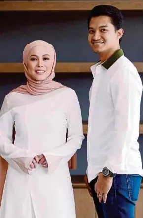  ?? FILE PIC ?? FashionVal­et co-founders Datin Vivy Sofinas Yusof and her husband, Datuk Fadzaruddi­n Shah Anuar.