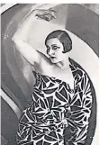  ?? FOTO: H. PHILIPP, PARIS ?? Model in einem Entwurf von Sonia Delaunay um 1924.