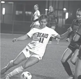  ?? CLAYTON FREEMAN/FLORIDA TIMES-UNION ?? Bartram Trail forward Brooke Gosse (11) turns with the ball as Creekside’s Savannah Hartford and Lily Paisant defend during the District 1-7A final. The Longleaf Pine Parkway rivals meet again Wednesday night.