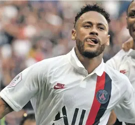  ??  ?? Neymar celebrates his goal for PSG against Strasbourg.