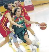  ?? FOTOS: MIREYA LÓPEZ ?? Gran fin de semana de baloncesto el que se ha vivido este fin de semana en Lasesarre, ayer con victoria de Euskadi ante España