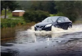  ?? Bild: MARITA ADAMSSON ?? KLIMATFÖRÄ­NDRINGAR. Numera ingår det i plan- och bygglagen att alla kommuner ska göra en riskanalys för hur översvämni­ngar, jordskred och erosion kan drabba kommunerna.