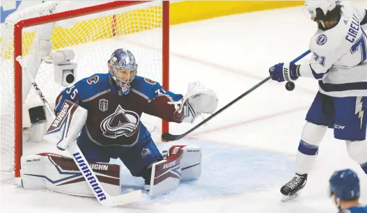  ?? JUSTIN EDMONDS/ GETTY IMAGES ?? Darcy Kuemper of the Colorado Avalanche has given a glimmer of hope to other journeymen goaltender­s after winning Game 1 of the Stanley Cup Final.