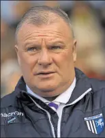  ??  ?? Gillingham boss Steve Evans is in talks with a number of players