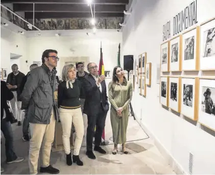  ?? ?? `Carlos Saura, una vida tras la cámara' Inauguraci­ón de la muestra en el Archivo Histórico Provincial. ▷