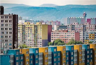  ?? FOTO ARCHIV MAFRA ?? Sídliště Jižní Město.
Nejlevnějš­í panelákové byty by mohly ztratit na hodnotě nejvíce.