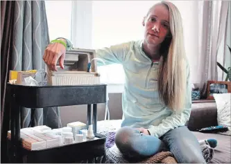  ?? LAURA BARTON THE WELLAND TRIBUNE ?? Samantha Roy, 27, lives with cystic fibrosis, a genetic disease that affects the lungs and digestive system that currently doesn’t have a cure.