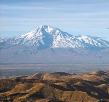  ?? KAREN MINASYAN AGENCE FRANCE-PRESSE ?? Le mont Ararat aujourd’hui en Turquie, mais qui fut le coeur de l’Arménie historique.