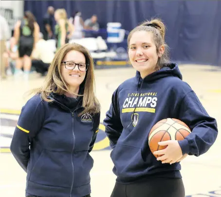  ?? NICK BRANCACCIO ?? Lancers women’s basketball head coach Chantal Vallee, left, welcomes prized recruit Jessica Richards to the hard court at St. Denis Centre. Vallee has coveted Richards since her days at Barrie’s Innisdale High School, where she was the team’s co-MVP...