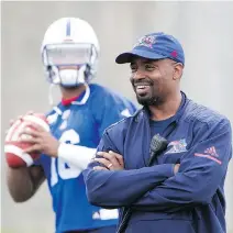  ?? ALLEN McINNIS ?? Offensive co-ordinator Khari Jones remains confident the Alouettes’ attack will improve as the season unfolds.