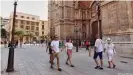  ??  ?? Palma de Mallorca: poco movimiento para ser agosto.